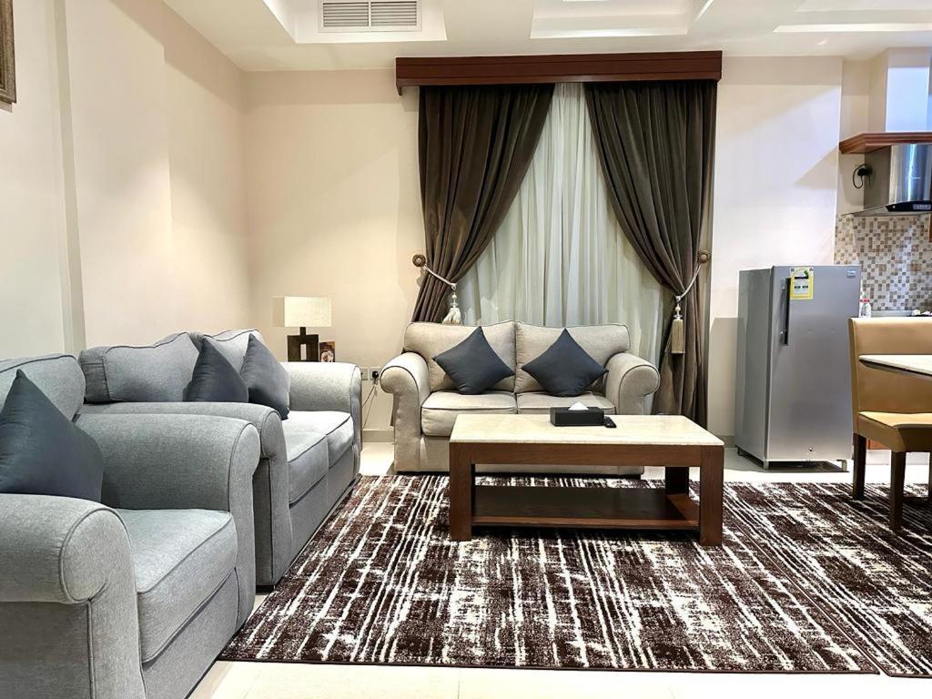 Sas Al Olaya Hotel Suites Эль-Хубар Экстерьер фото